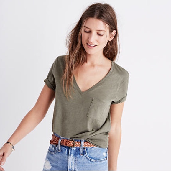 Madewell Tops - Madewell v-neck tee